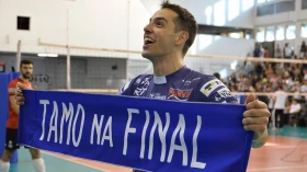 Vôlei Taubaté e Corinthians iniciam disputa do título do Paulista