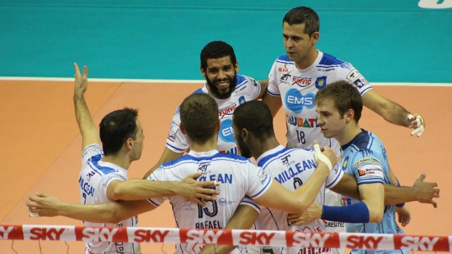Vôlei Taubaté vence a primeira na Superliga Masculina Vôlei Taubaté vence a primeira na Superliga Masculina