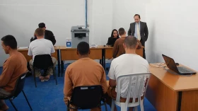 Detentos do CDP de Taubaté recebem ações de cidadania nesta quinta