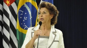 Professora e ex-paleógrafa ministra palestra na Área de Museus