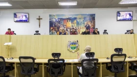 Câmara interroga presidente da Funcabes na CPI da Unitau Câmara interroga presidente da Funcabes na CPI da Unitau
