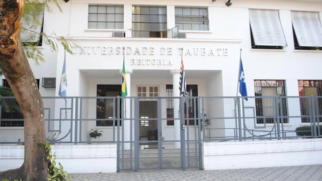 Unitau lança programa para alunos e ex-alunos quitarem débitos