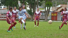 Burrão segue invicto para as semifinais da Taça Mulher Burrão segue invicto para as semifinais da Taça Mulher