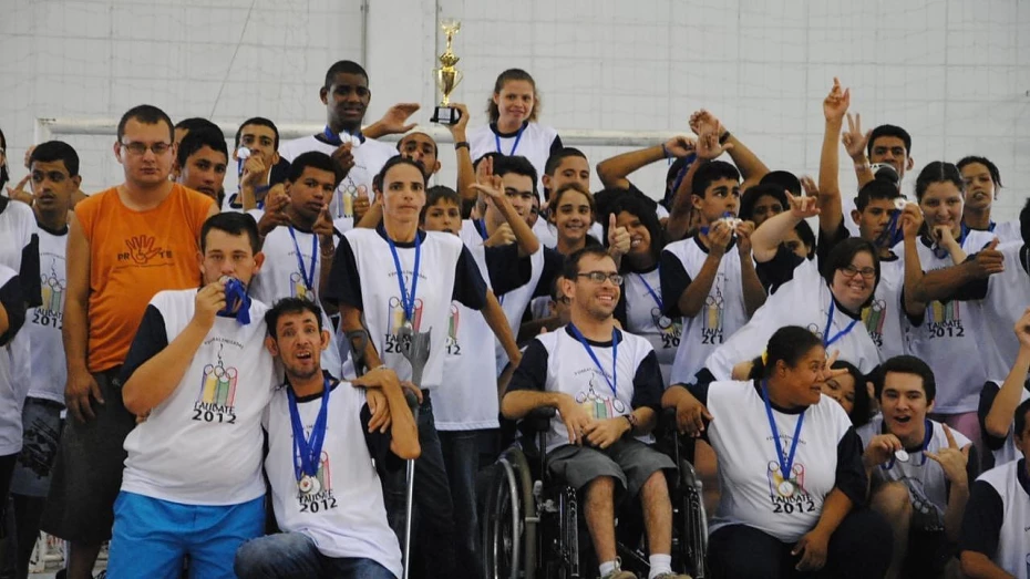 Escola Madre Cecília recebe 14ª Paralimpíadas de Taubaté Escola Madre Cecília recebe 14ª Paralimpíadas de Taubaté