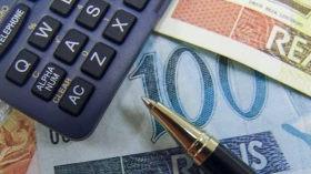 Pesquisa aponta expectativas de gastos com a 1ª parcela do 13º salário 