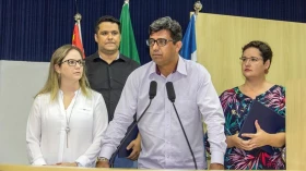 Câmara presta homenagem aos organizadores da 1ª Flit
