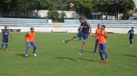 Burro da Central tem semana movimentada na pré-temporada