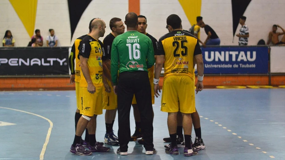Handebol Taubaté inicia disputa da fase final da Liga Nacional