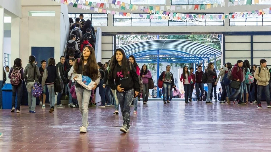Ensino Médio será ampliado na rede municipal de Taubaté Ensino Médio será ampliado na rede municipal de Taubaté