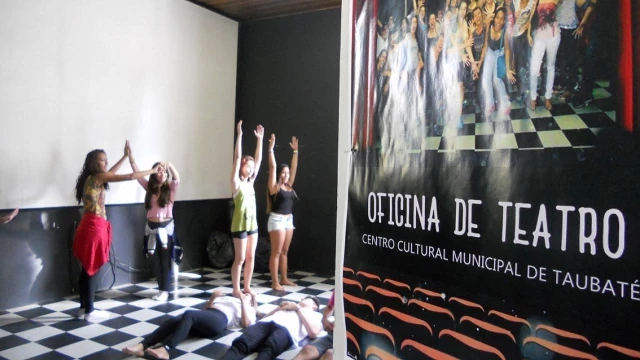 Taubaté tem vagas abertas para oficina de Teatro