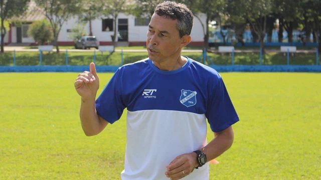 Burrão demite técnico após perder de 6 a 1 para o Nacional