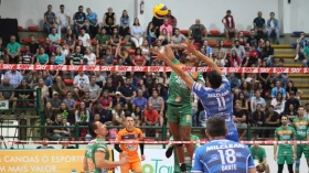 Vôlei Taubaté vence partida dura contra Canoas-RS