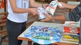 Unitau promove bloco carnavalesco de volta às aulas 