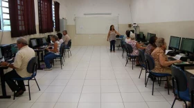 Escolas do Trabalho têm vagas remanescentes para cursos gratuitos Escolas do Trabalho têm vagas remanescentes para cursos gratuitos