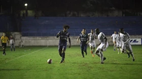 Taubaté enfrenta líder da Série A2 no Joaquinzão 