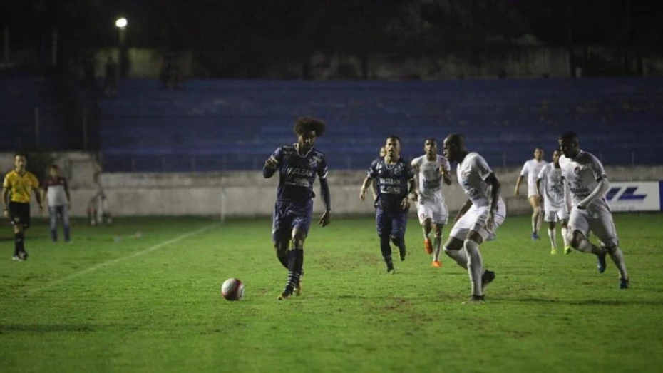 Taubaté enfrenta líder da Série A2 no Joaquinzão Taubaté enfrenta líder da Série A2 no Joaquinzão