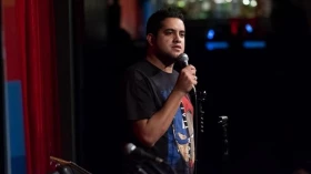 Dihh Lopes traz show “Antissocial” ao Teatro Metrópole