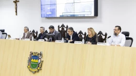 Candidatos a reitor da Unitau apresentam propostas em audiência pública