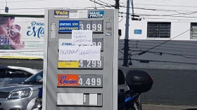 Postos de Taubaté têm filas para abastecimento e preços elevados