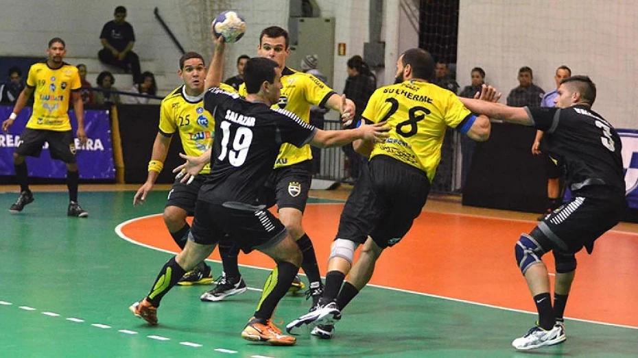 Pan de Clubes tem início com vitória do anfitrião Taubaté Pan de Clubes tem início com vitória do anfitrião Taubaté