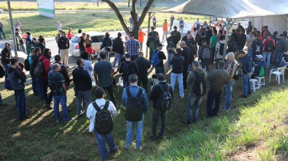 Petroleiros da região anunciam greve para esta quarta-feira