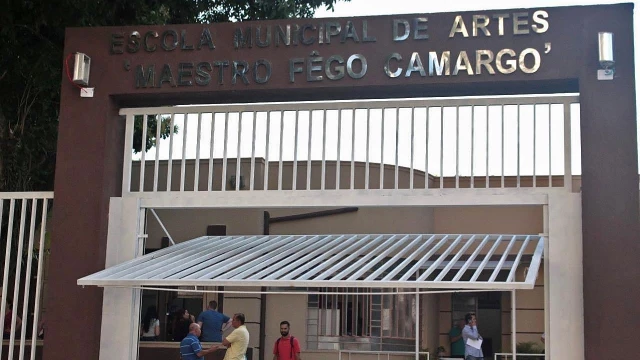 Rede municipal retoma aulas após greve dos caminhoneiros