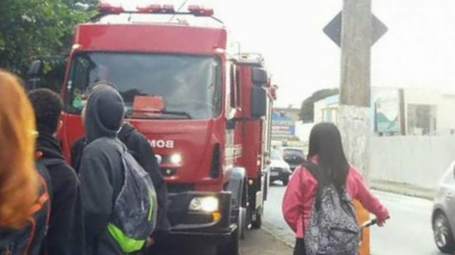 Escola estadual é alvo de vandalismo em Taubaté Escola estadual é alvo de vandalismo em Taubaté