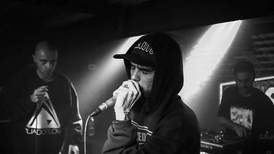 MC Ralph ministra curso de composição de rap no Sesc Taubaté MC Ralph ministra curso de composição de rap no Sesc Taubaté