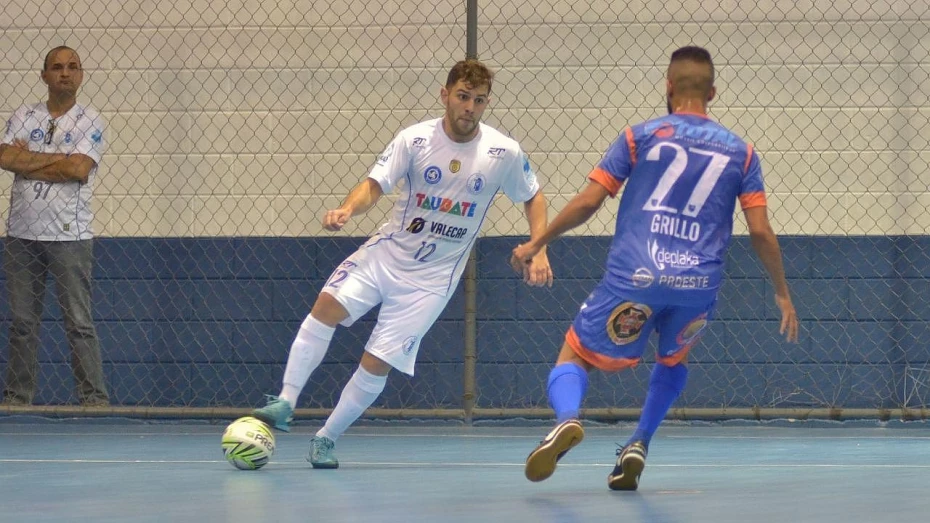 Taubaté goleia Bauru e segue entre os primeiros da Liga Paulista Taubaté goleia Bauru e segue entre os primeiros da Liga Paulista