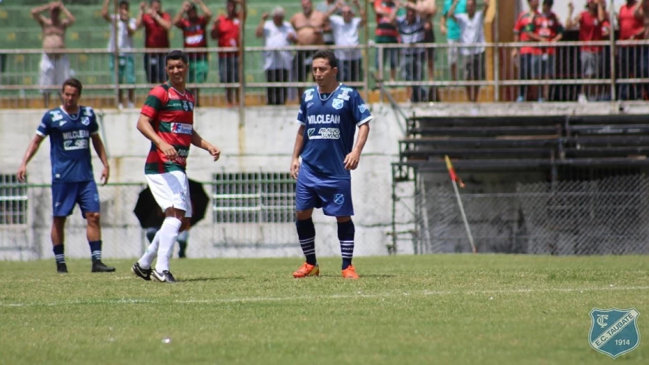 Burrão anuncia meia experiente para disputa da Copa Paulista Burrão anuncia meia experiente para disputa da Copa Paulista