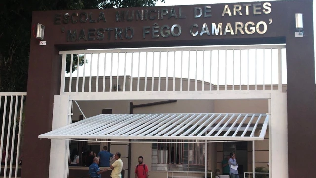 Alunos da Fêgo Camarago apresentam peça inspirada em Harry Potter