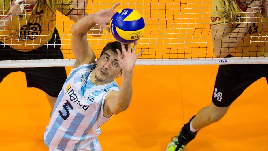 Nicolás Uriarte promete entrega em sua chegada ao Vôlei Taubaté Nicolás Uriarte promete entrega em sua chegada ao Vôlei Taubaté