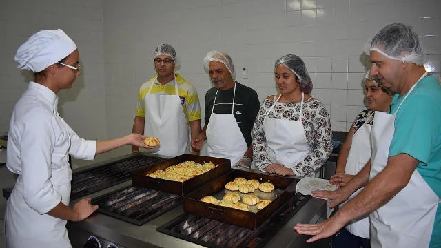 Escola do trabalho oferece cursos gratuitos em Taubaté