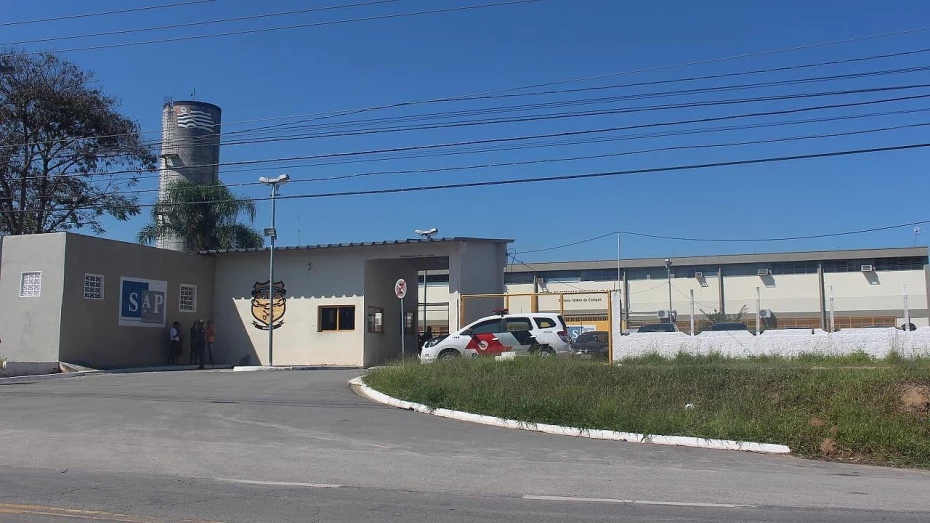 Rebelião no CDP de Taubaté termina após 28 horas Rebelião no CDP de Taubaté termina após 28 horas