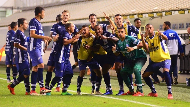 Taubaté derrota Santos na Vila Belmiro e segue invicto na Copa Paulista