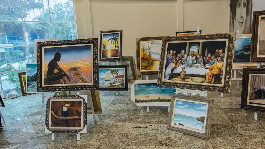 Câmara de Taubaté recebe exposição de telas Câmara de Taubaté recebe exposição de telas