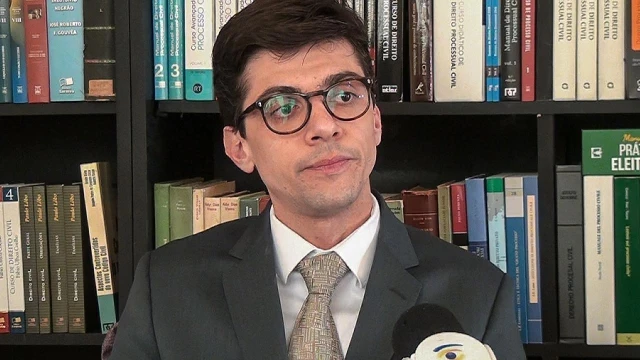 Especialista orienta eleitores para uso consciente da internet no período eleitoral