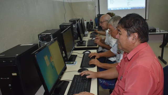 Escolas do Trabalho abrem 27 vagas para cursos gratuitos
