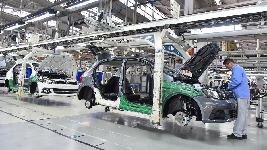 Volkswagen vai colocar funcionários em férias coletivas Volkswagen vai colocar funcionários em férias coletivas