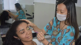Escola do Trabalho oferece oportunidades em duas áreas