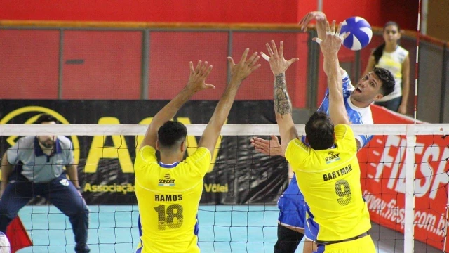 Vôlei Taubaté vence jogo de 5 sets na estreia da Copa Libertadores
