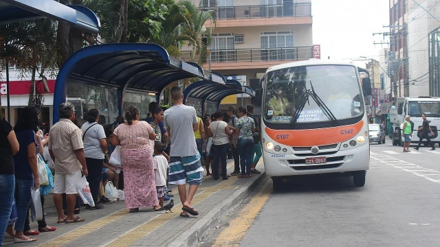 Prefeitura convoca transporte complementar para vistoria
