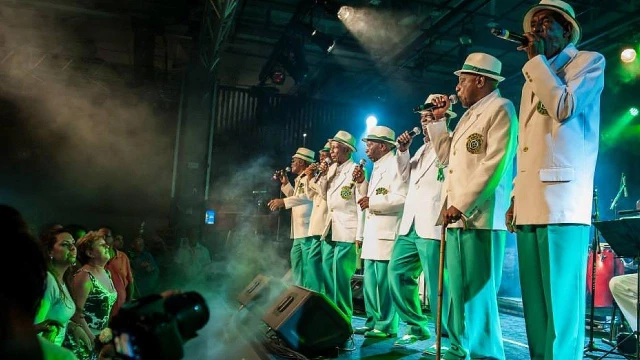 Show com Velha Guarda da Camisa Verde e Branco é destaque no Sesc