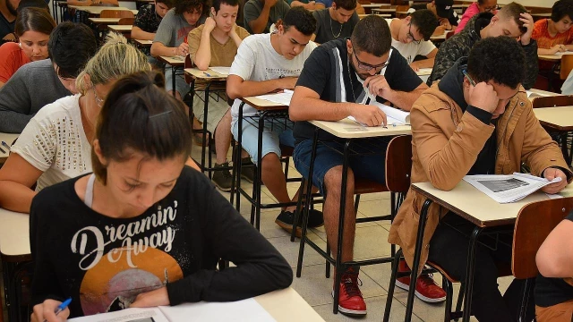 Unitau divulga lista de obras literárias para o vestibular