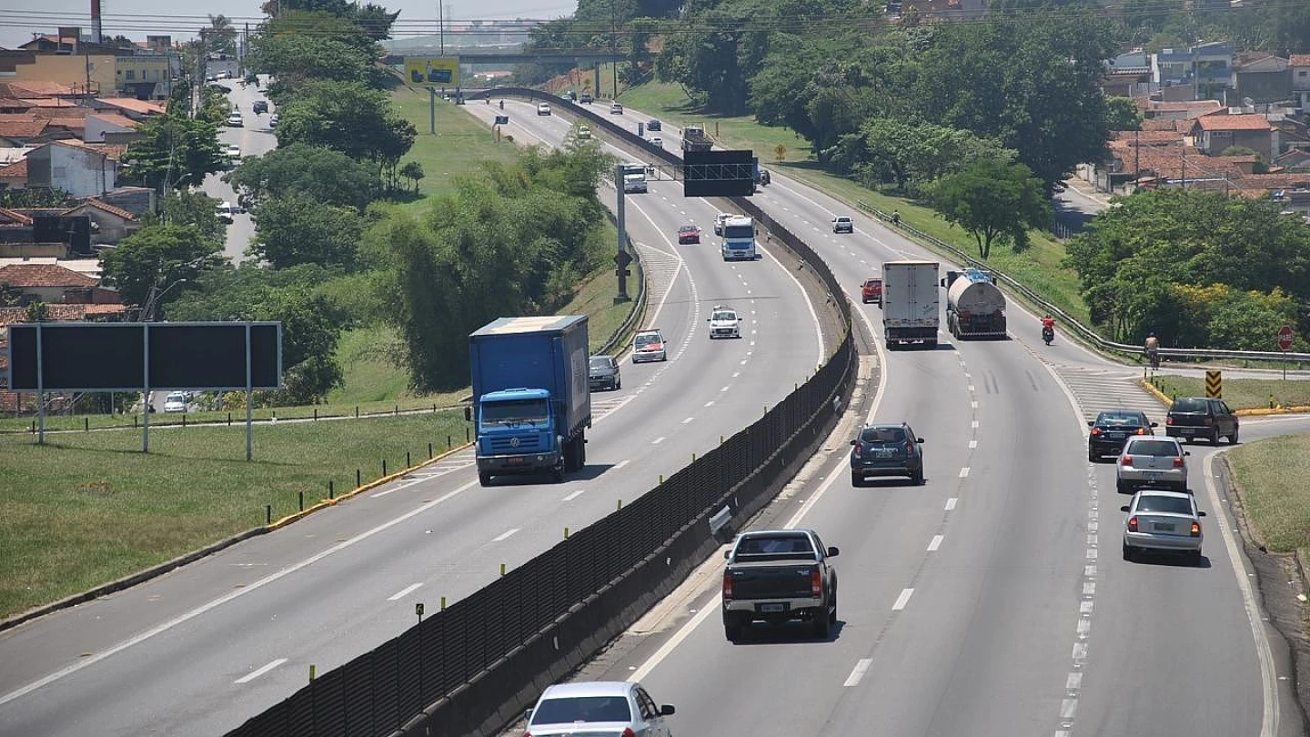 Via Dutra tem aumento no número de acidentes no feriado da Proclamação