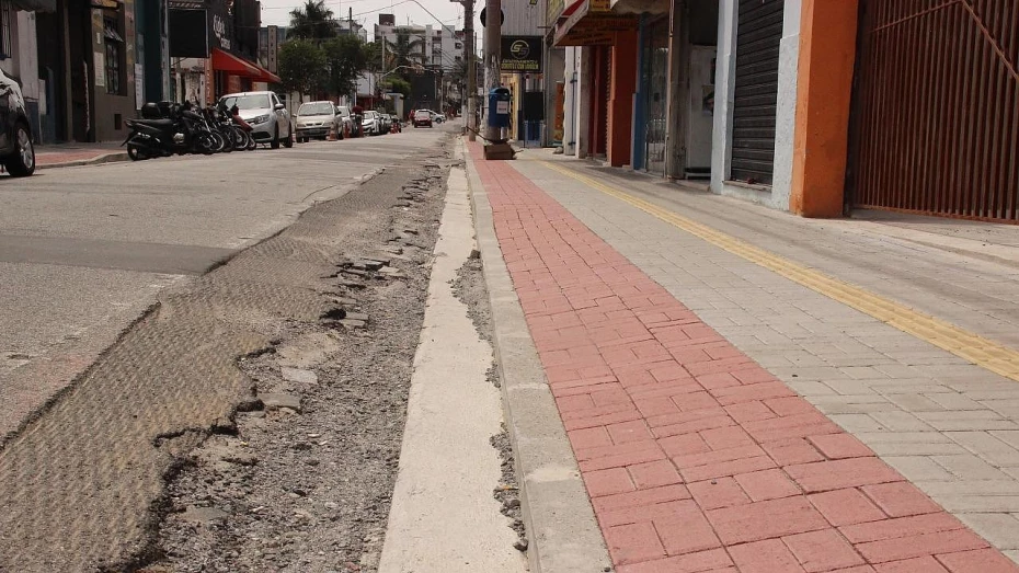 Prefeitura anuncia suspensão das obras realizadas no Centro Prefeitura anuncia suspensão das obras realizadas no Centro