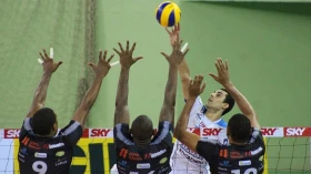 Vôlei Taubaté encerra ano com vitória fora de casa