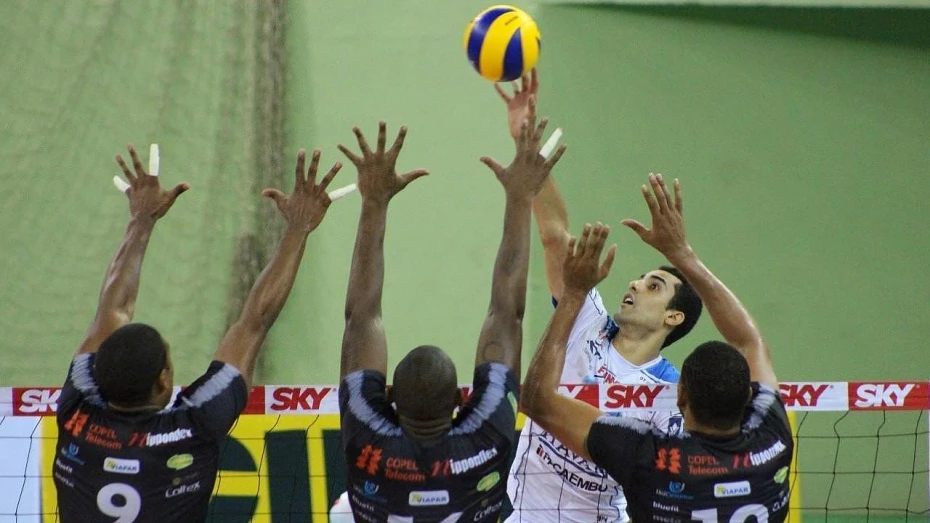 Vôlei Taubaté encerra ano com vitória fora de casa