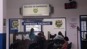 Balcão: Geração de emprego em 2018 supera número de 2017