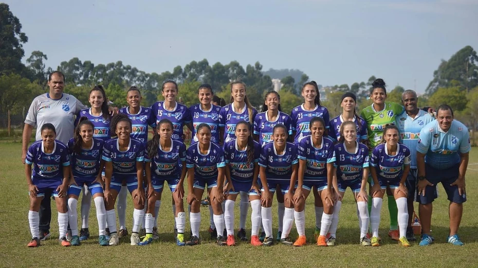 Equipe feminina do Taubaté inicia pré-temporada na próxima segunda-feira Equipe feminina do Taubaté inicia pré-temporada na próxima segunda-feira